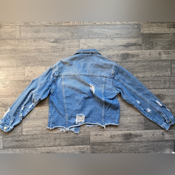 Stylish Blue Denim Jacket - Picture 6 of 6